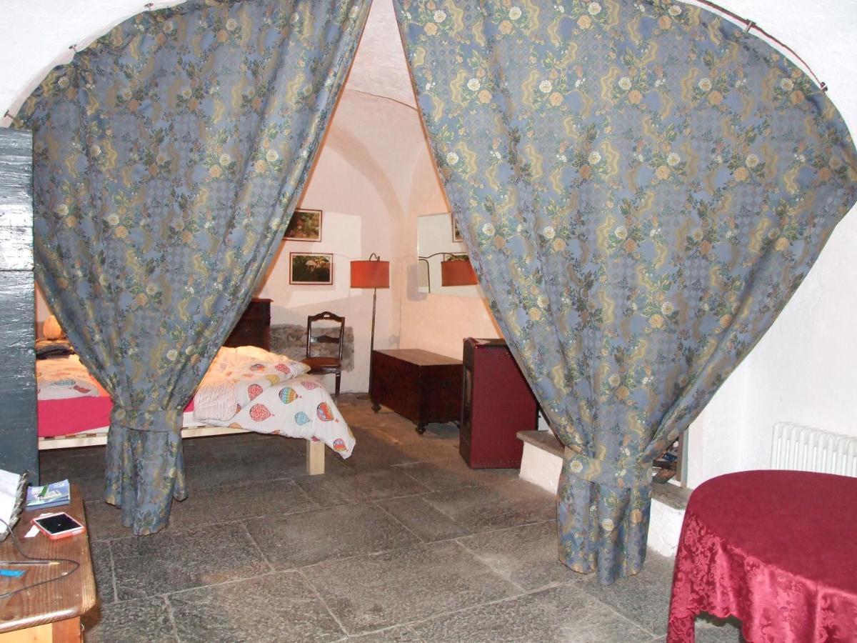La Stufa Rossa Hotel Сондрио Екстериор снимка